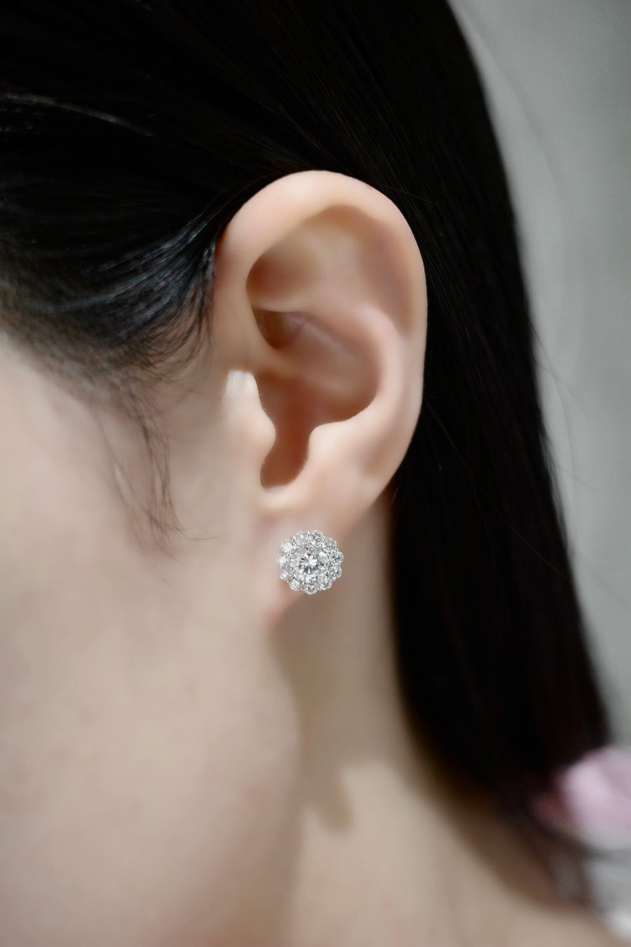 1ct一粒ヘイローダイヤモンドピアス