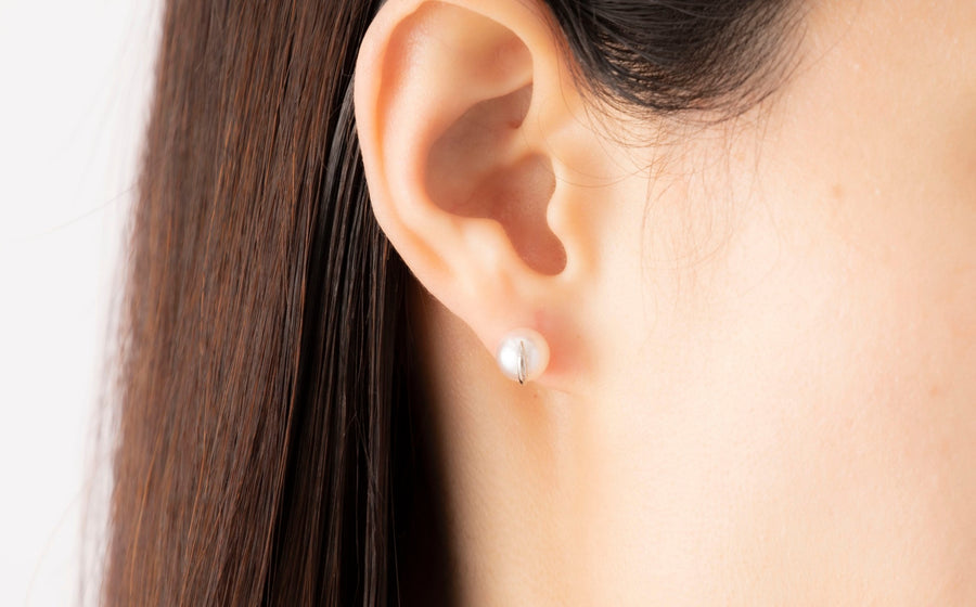 Akoya Pearls pierced earrings Pt900